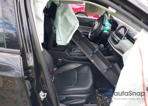 2022 Jeep Compass Latitude Lux 4X4 из США, поврежденный, VIN 3C4NJDFB1NT118412